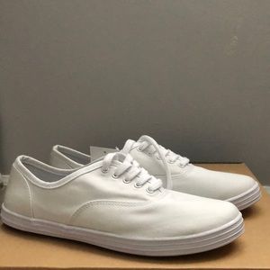 Mossimo supply co. (Target brand) casual sneakers